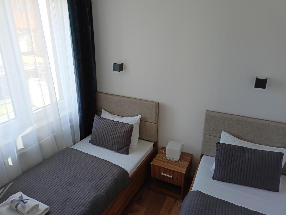 Marina Plaza Apartamenty Ястарня Екстериор снимка