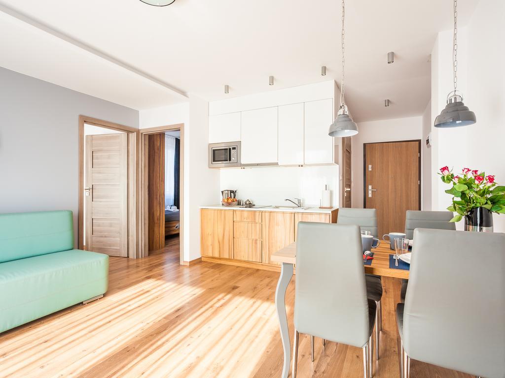 Marina Plaza Apartamenty Ястарня Екстериор снимка